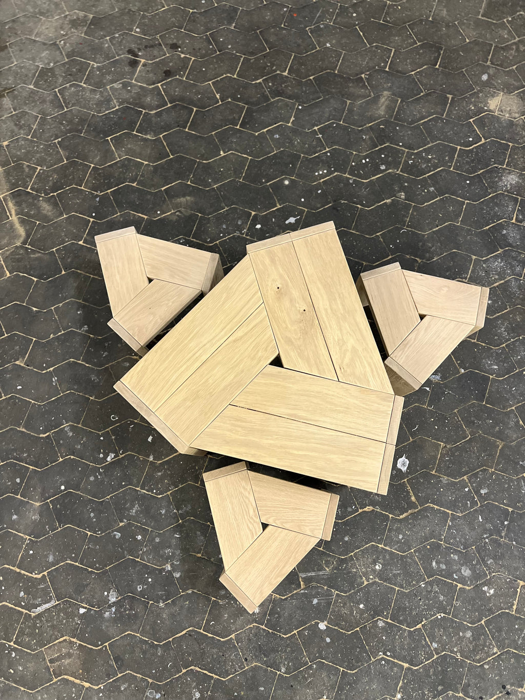 Pakke: 3 børneskamler + 1 børnebord